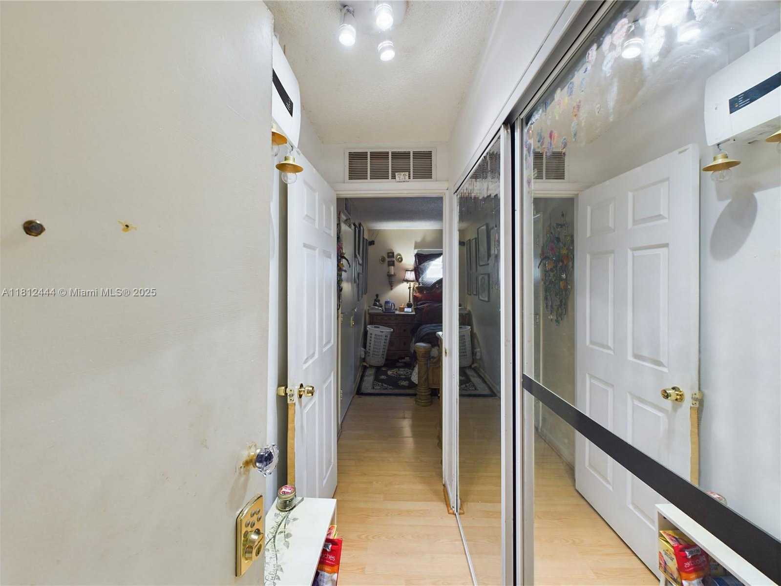 Small Image of 10221 SOUTH WEST 50TH CT, Cooper City Number 7
