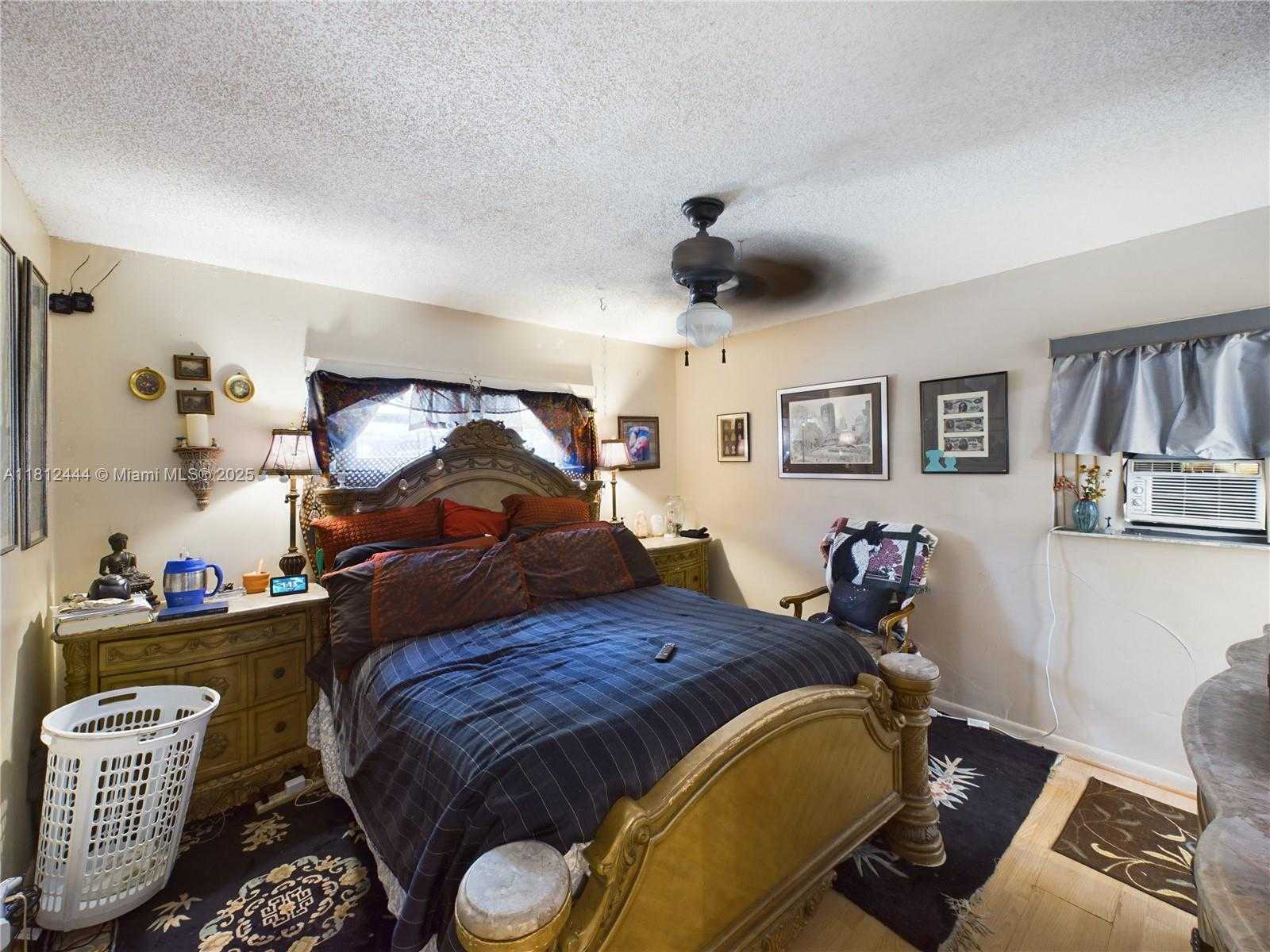 Small Image of 10221 SOUTH WEST 50TH CT, Cooper City Number 8