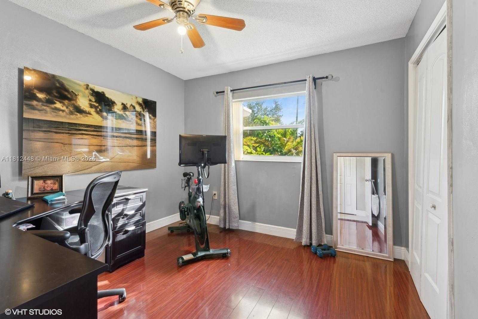 Small Image of 1831 SOUTH WEST 42ND TER, Fort Lauderdale Number 18