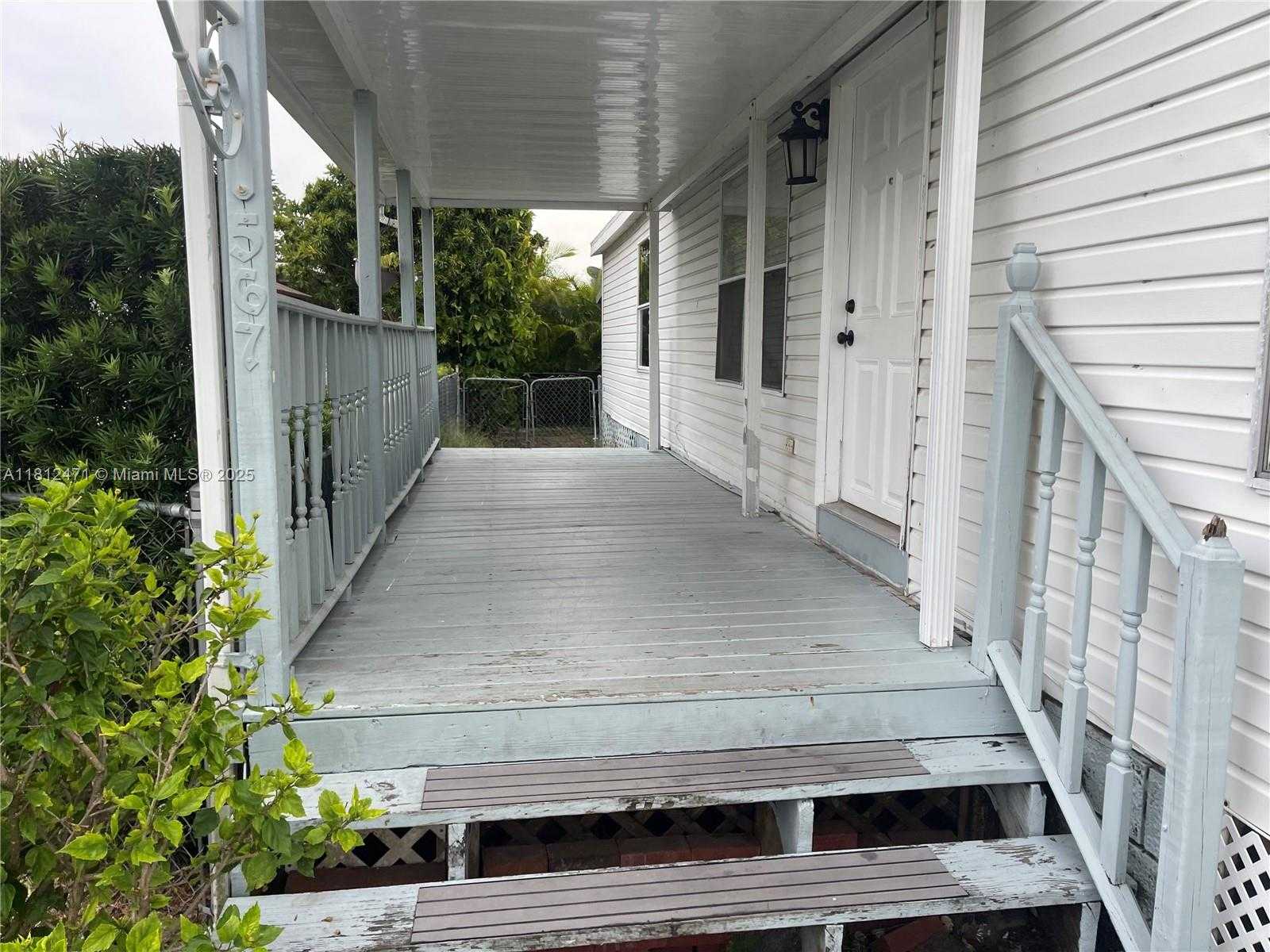 Small Image of 19800 SOUTH WEST 180TH AVE UNIT 567, Miami Number 2