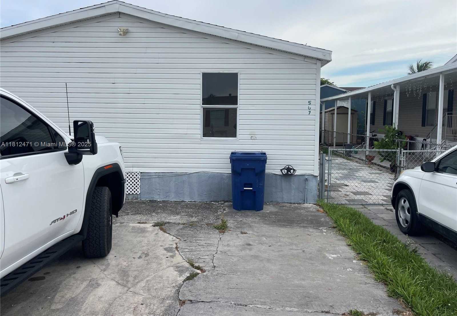 Small Image of 19800 SOUTH WEST 180TH AVE UNIT 567, Miami Number 3