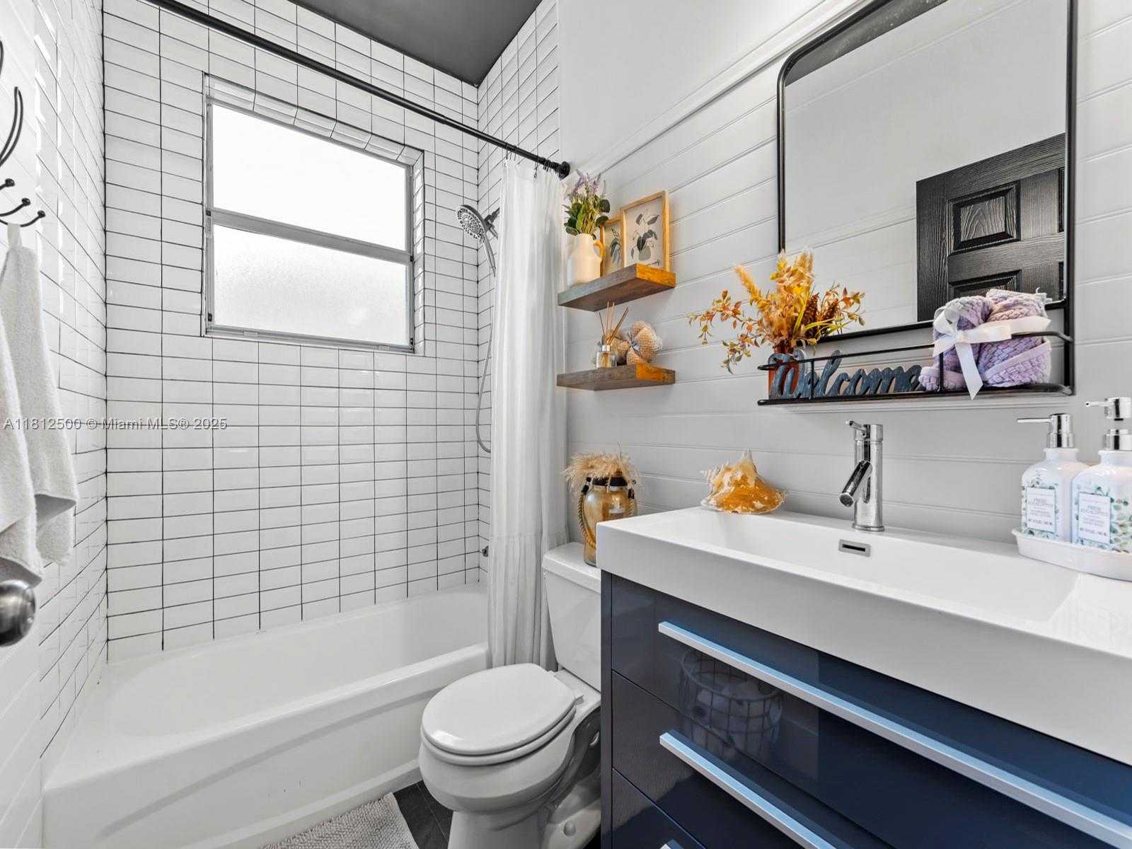 Small Image of 18791 SOUTH WEST 356TH ST, Homestead Number 24