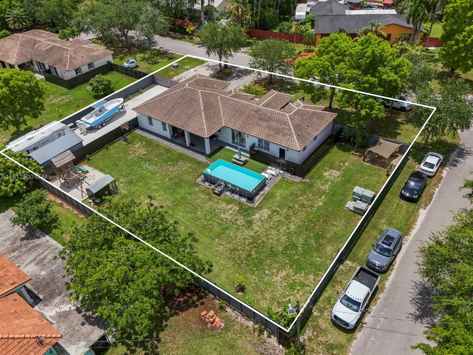 Small Image of 18791 SOUTH WEST 356TH ST, Homestead Number 35
