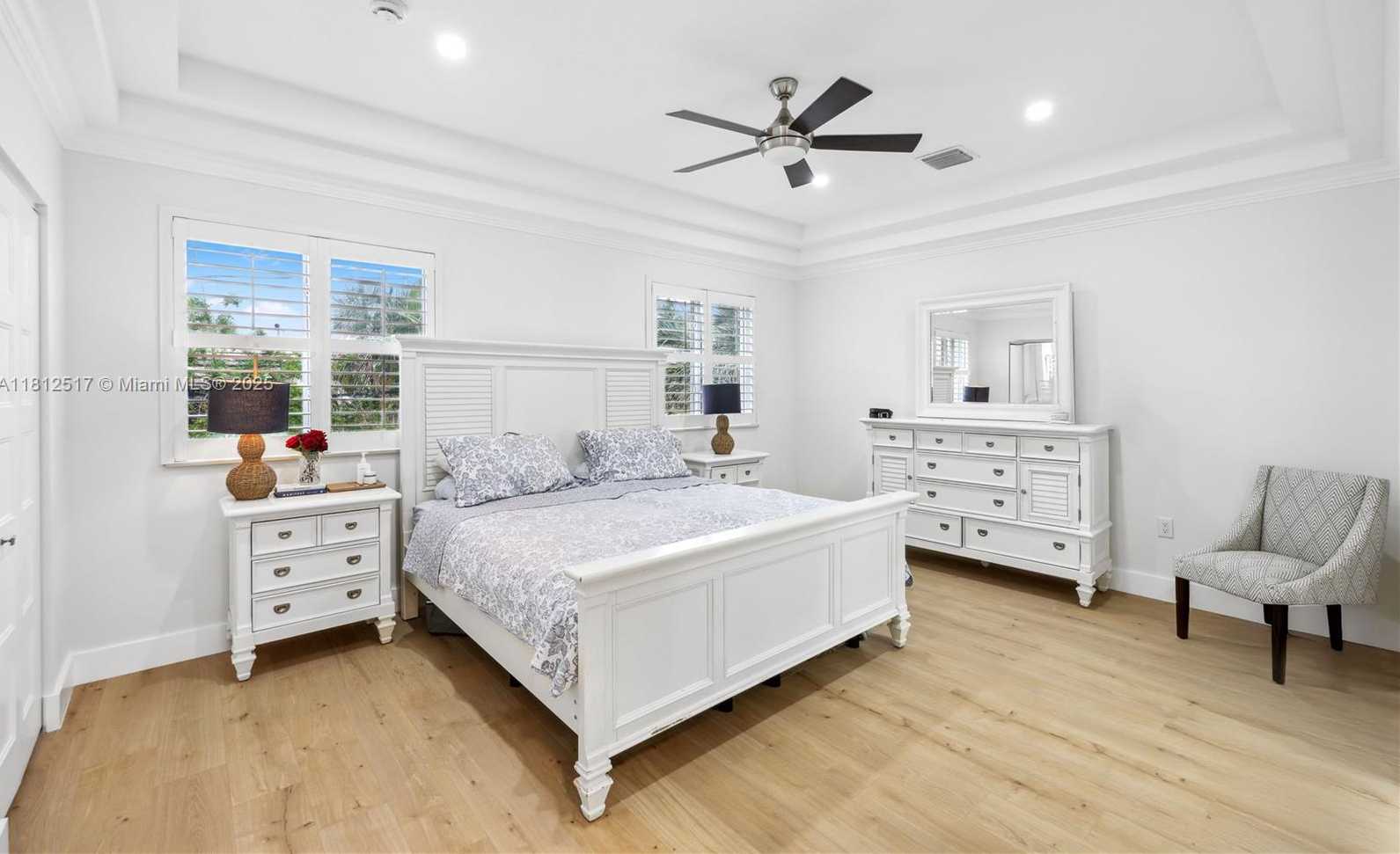 Small Image of 3229 CANAL DR, Pompano Beach Number 11