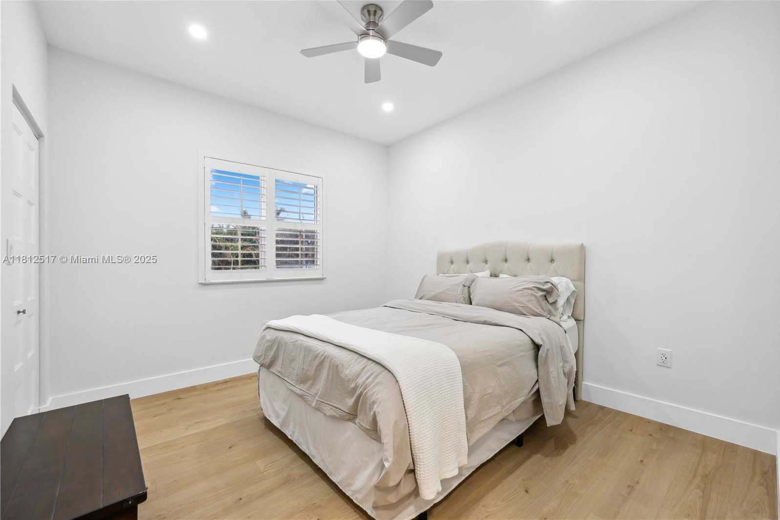 Small Image of 3229 CANAL DR, Pompano Beach Number 18