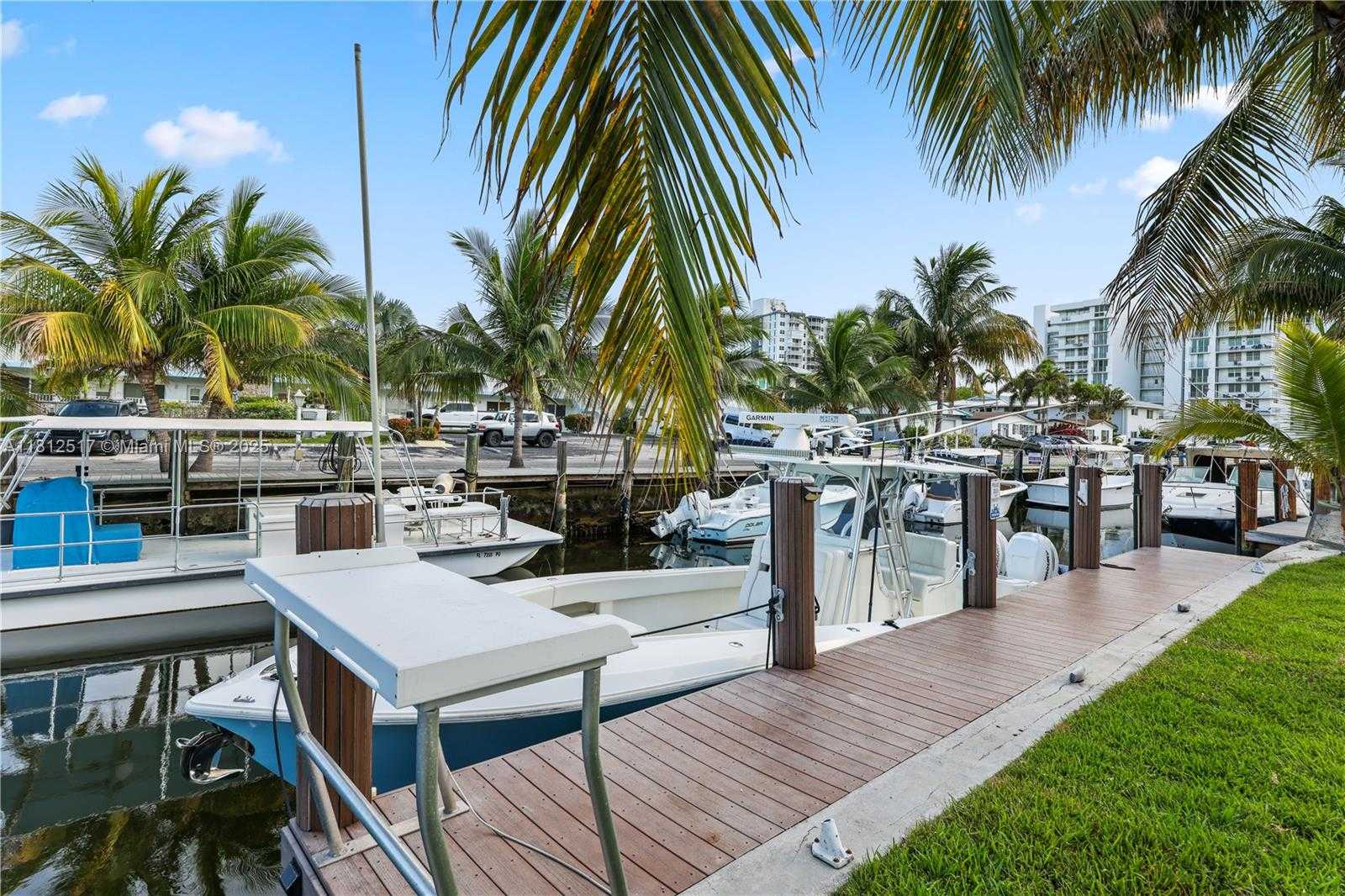Small Image of 3229 CANAL DR, Pompano Beach Number 24