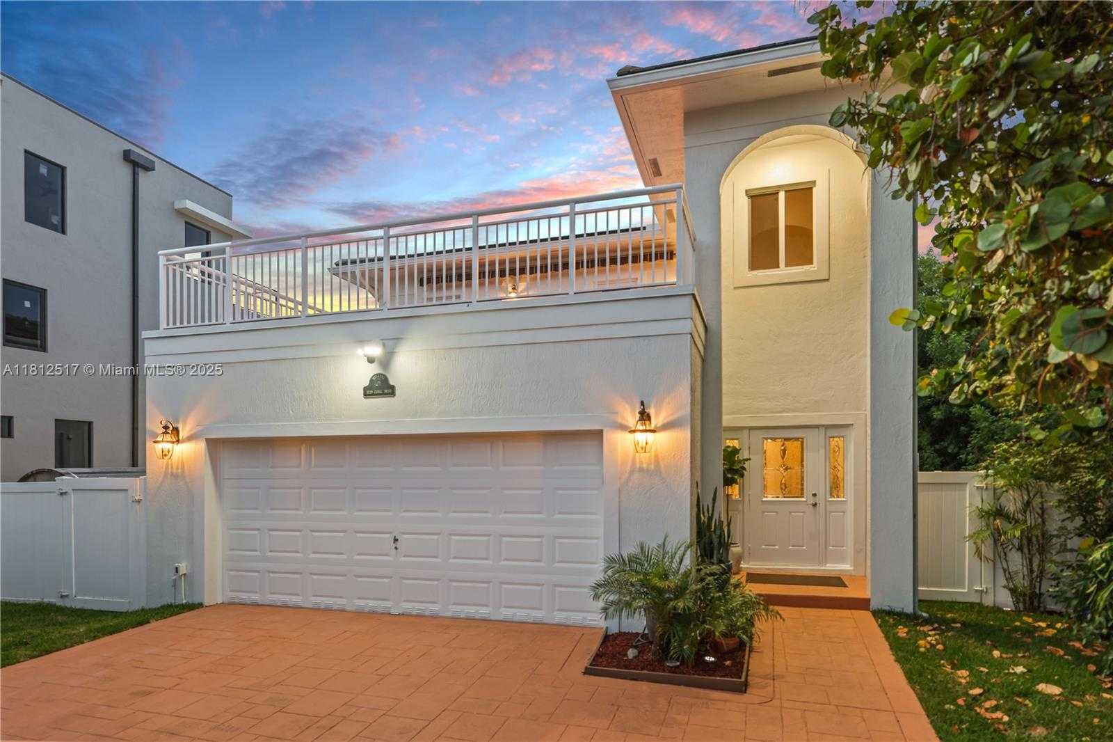 Small Image of 3229 CANAL DR, Pompano Beach Number 25