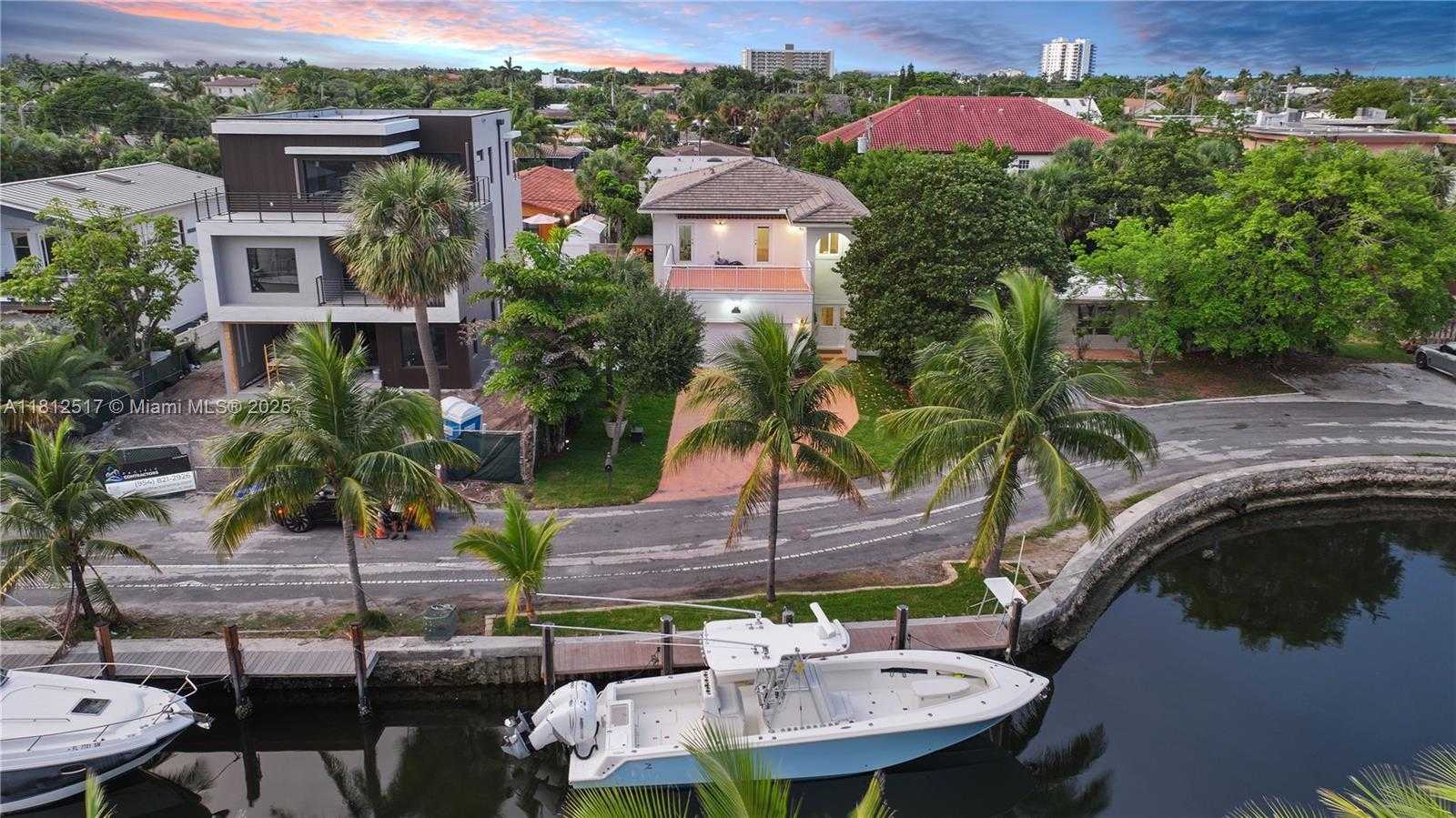 Small Image of 3229 CANAL DR, Pompano Beach Number 26