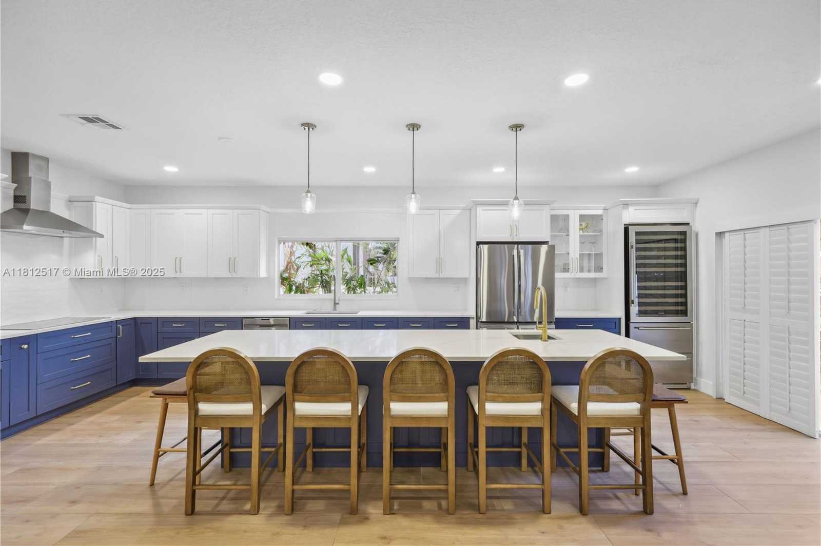 Small Image of 3229 CANAL DR, Pompano Beach Number 6