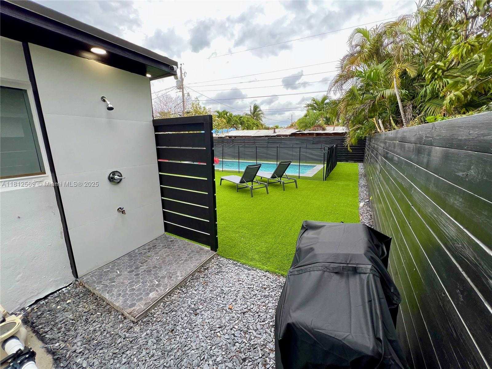 Small Image of 1451 NORTH EAST 155TH TER, North Miami Beach Number 35