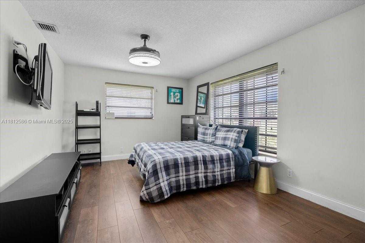 Small Image of 3030 SOUTH WEST 117TH AVE, Davie Number 20