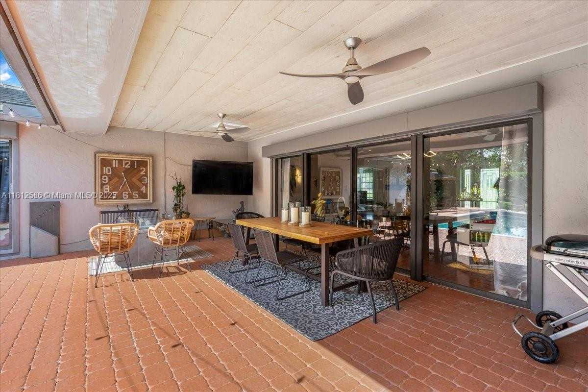Small Image of 3030 SOUTH WEST 117TH AVE, Davie Number 29