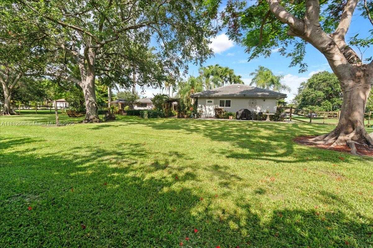Small Image of 3030 SOUTH WEST 117TH AVE, Davie Number 31