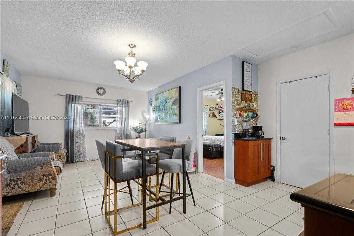 Small Image of 3030 SOUTH WEST 117TH AVE, Davie Number 37