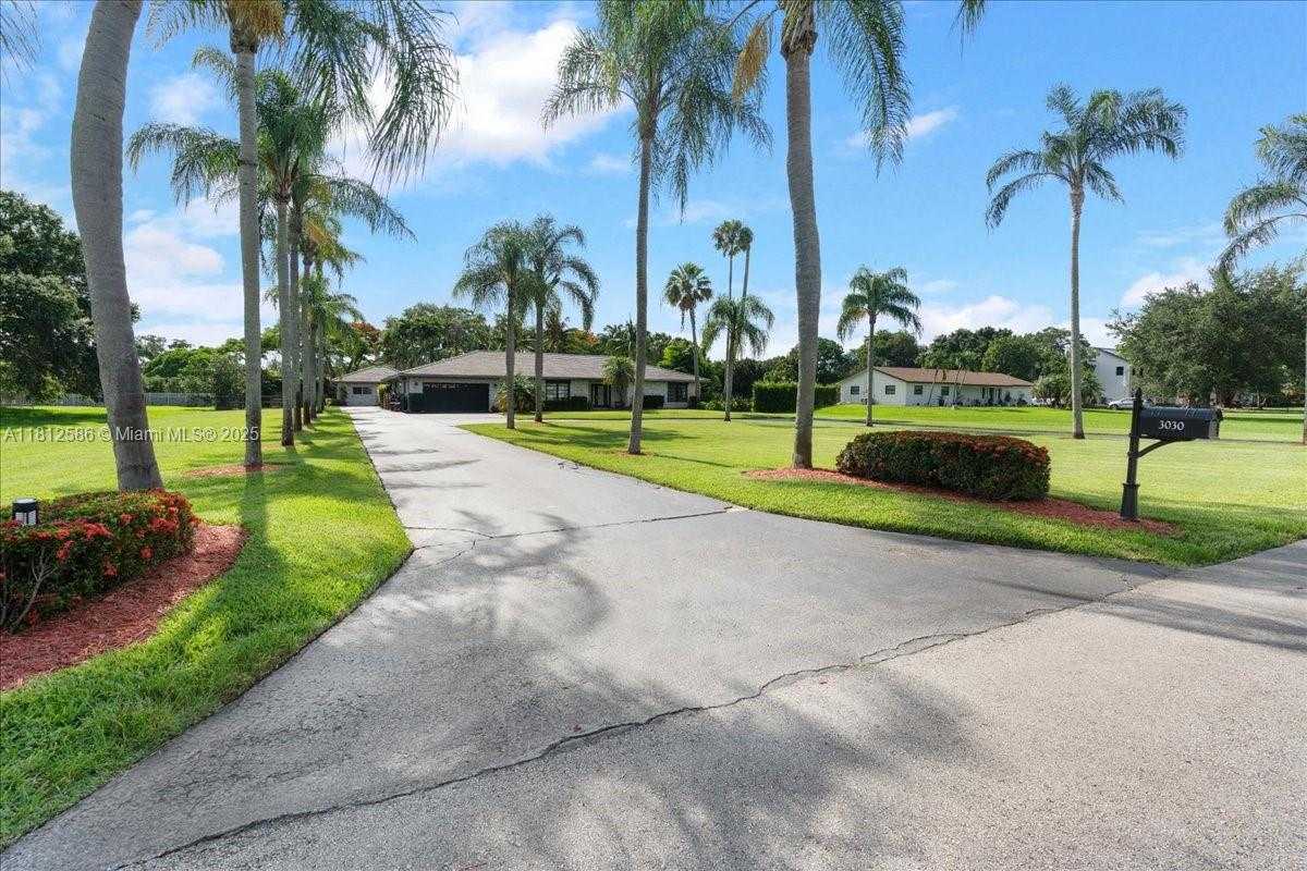 Small Image of 3030 SOUTH WEST 117TH AVE, Davie Number 4