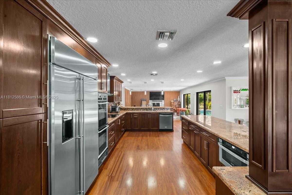 Small Image of 3030 SOUTH WEST 117TH AVE, Davie Number 7