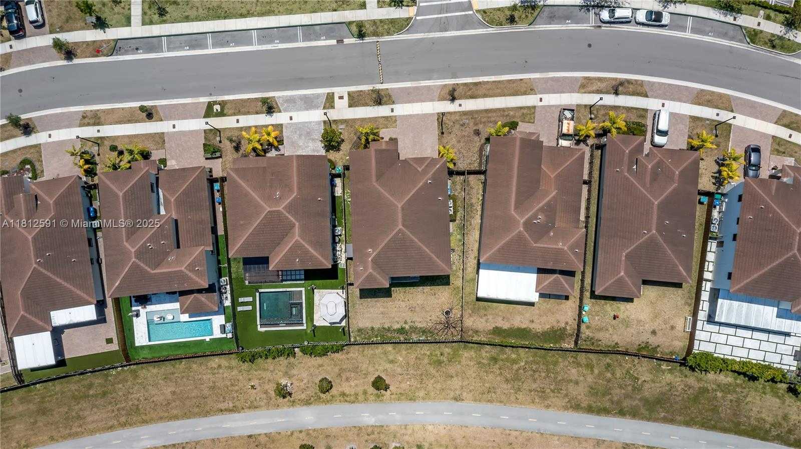 Small Image of 10329 SOUTH WEST 228TH TER, Miami Number 25