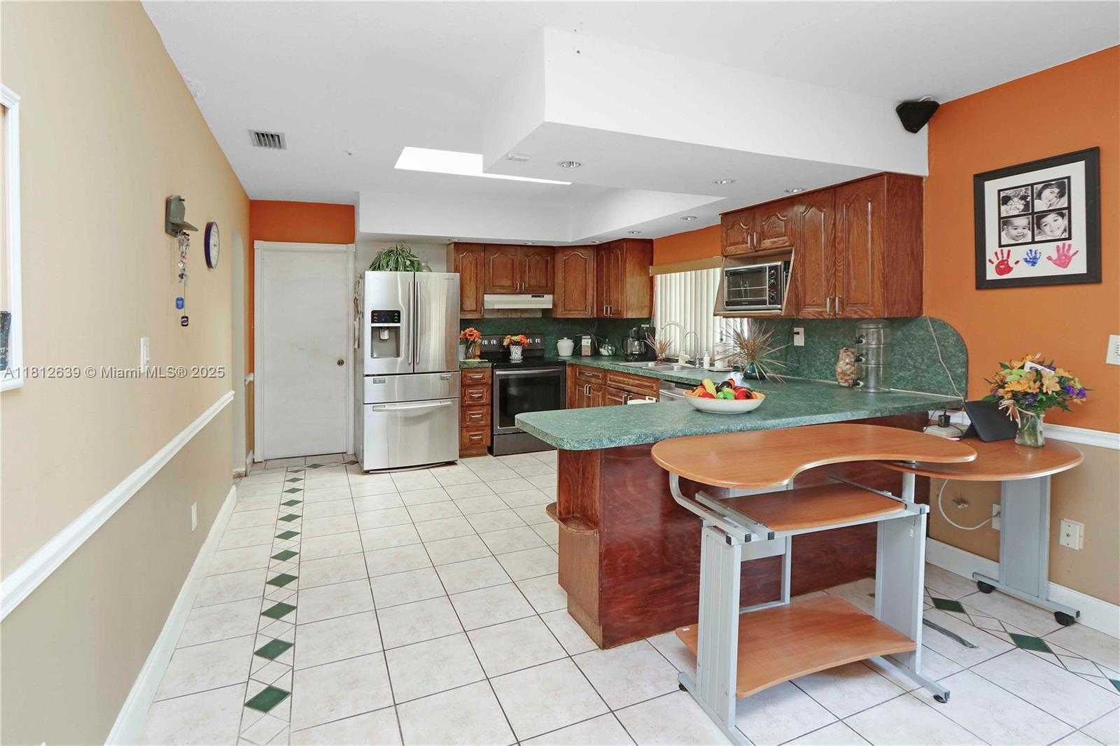 Small Image of 17501 SOUTH WEST 89TH AVE, Palmetto Bay Number 14