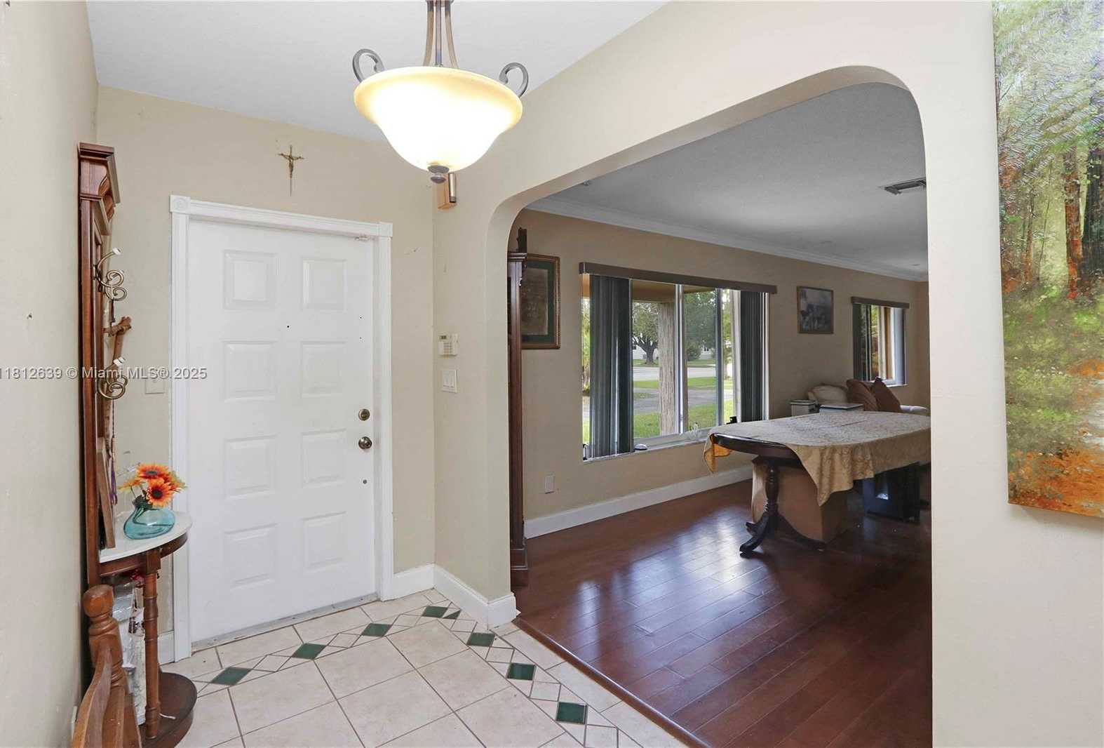 Small Image of 17501 SOUTH WEST 89TH AVE, Palmetto Bay Number 21