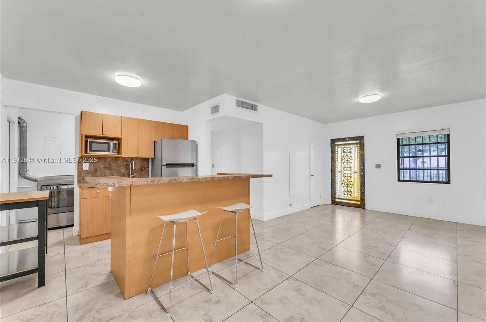 Small Image of 775 EAST 8TH ST, Hialeah Number 10