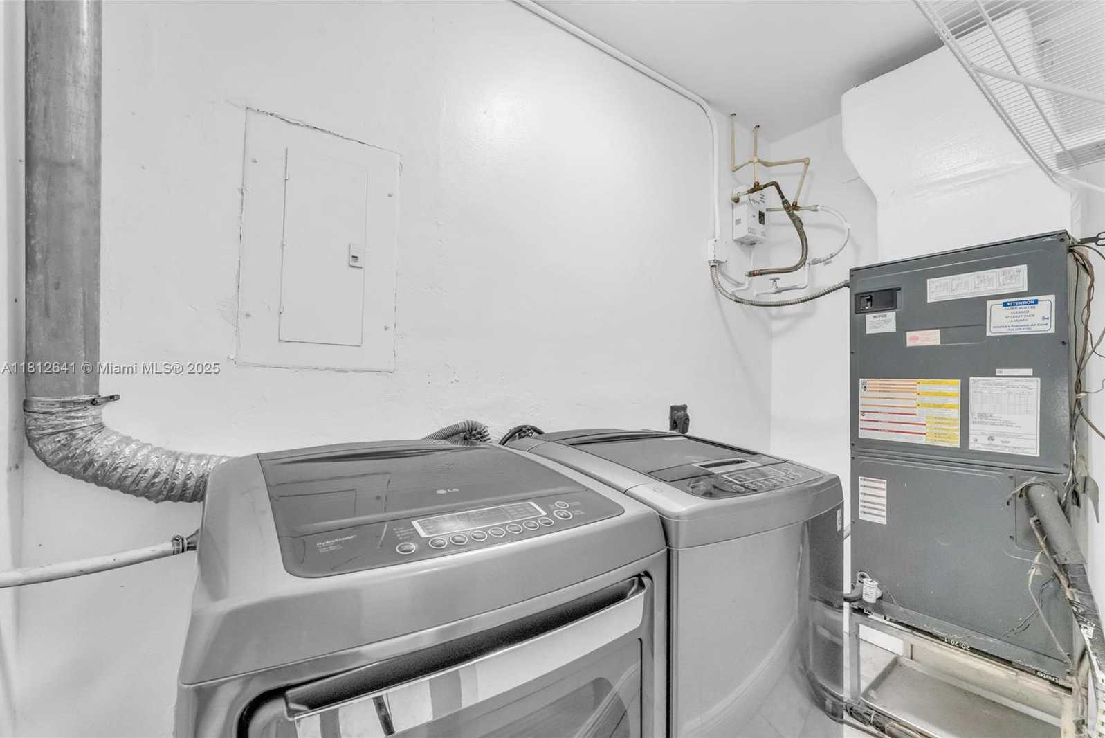 Small Image of 775 EAST 8TH ST, Hialeah Number 21