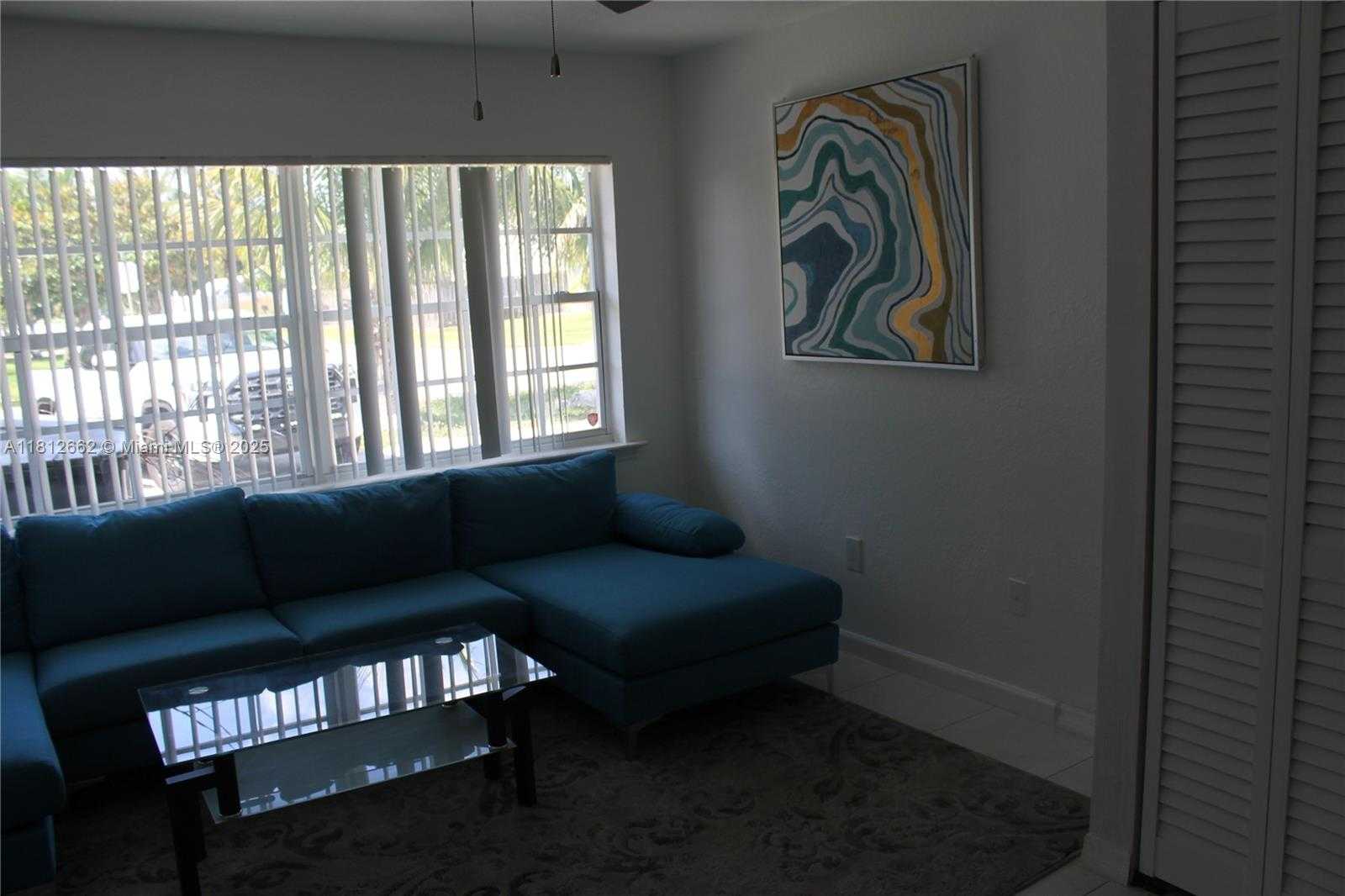 Small Image of 3626 VICTORIA DR, West Palm Beach Number 14