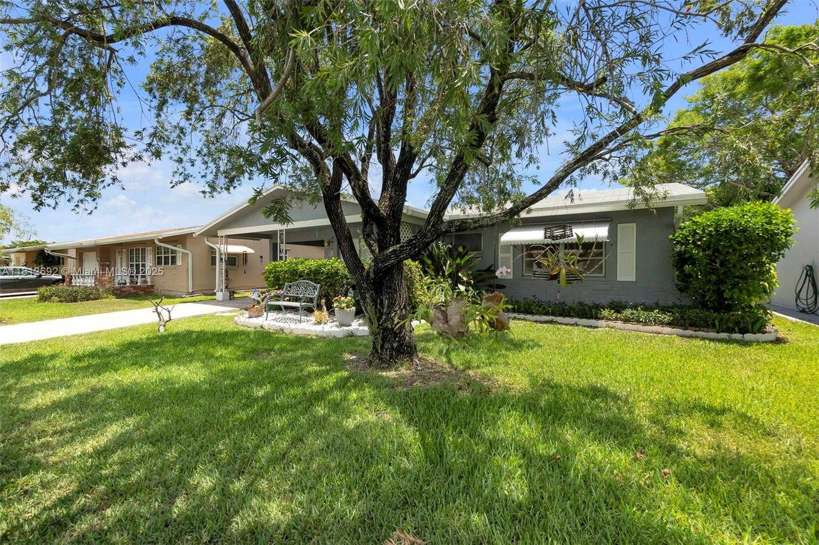 Small Image of 5714 NORTH WEST 66TH TER, Tamarac Number 29