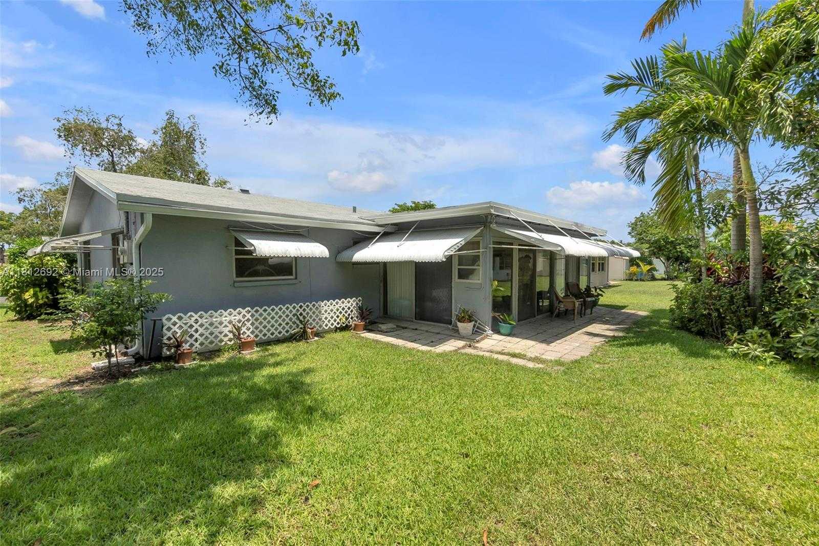 Small Image of 5714 NORTH WEST 66TH TER, Tamarac Number 31
