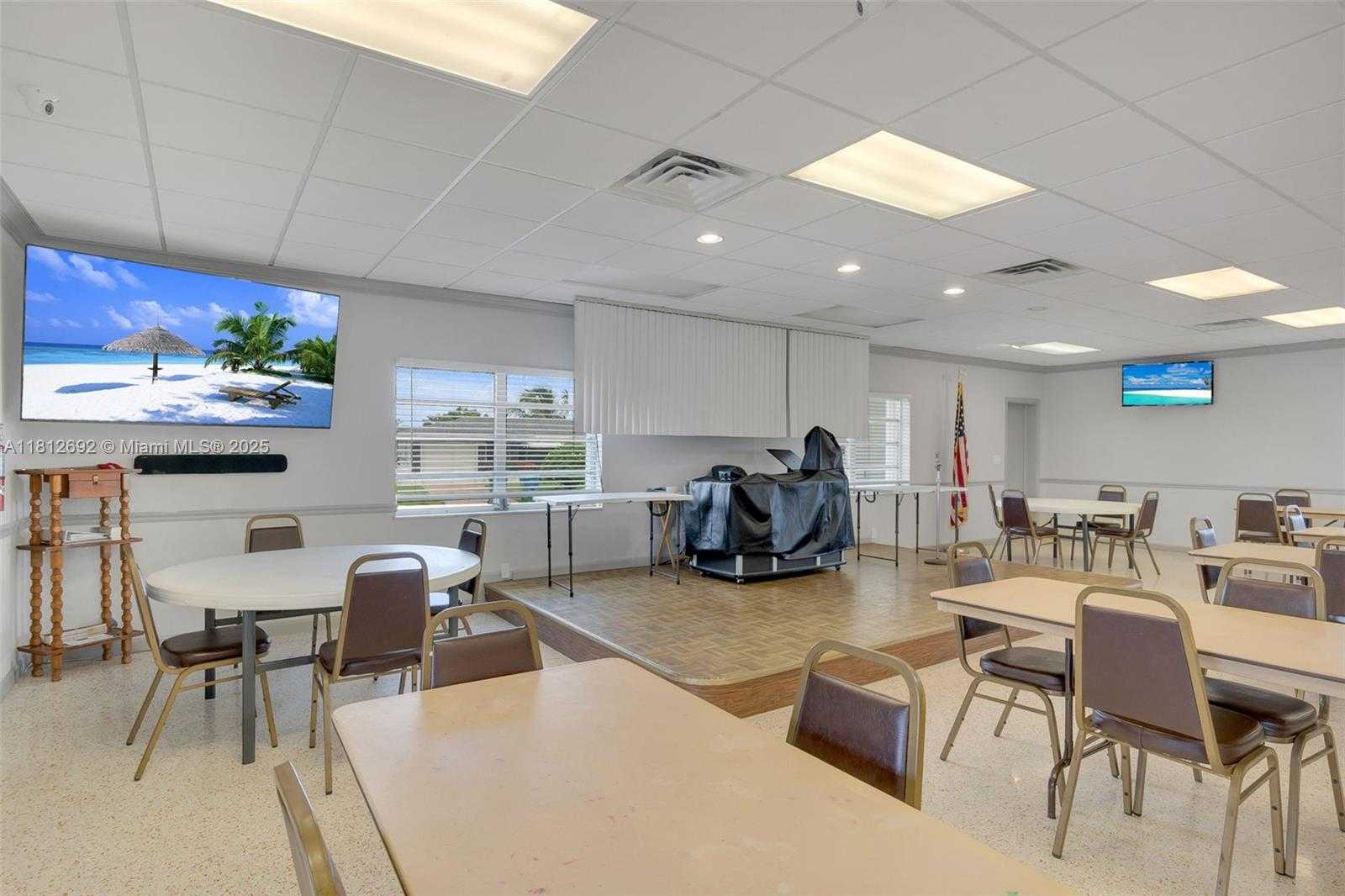 Small Image of 5714 NORTH WEST 66TH TER, Tamarac Number 39