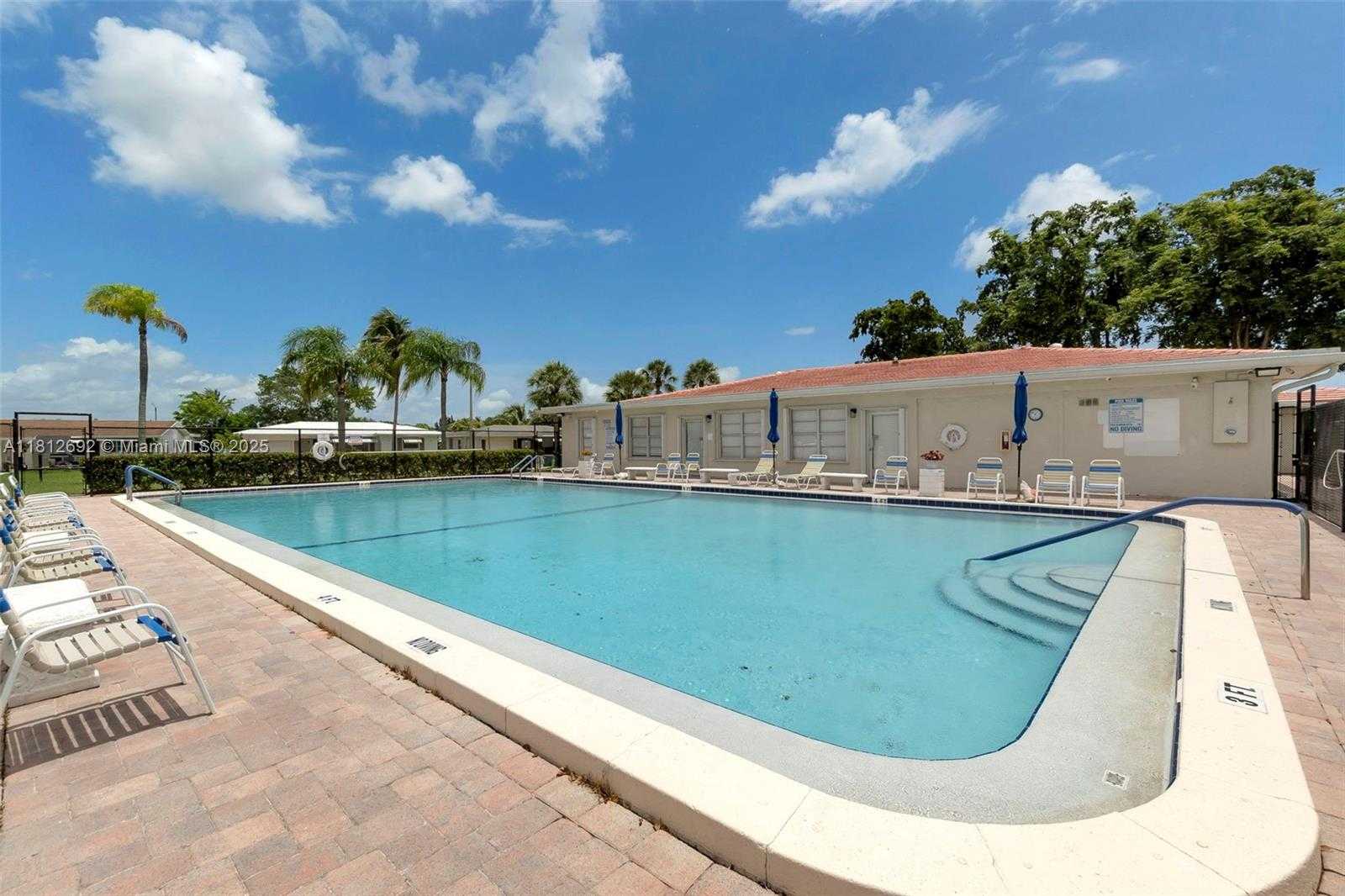 Small Image of 5714 NORTH WEST 66TH TER, Tamarac Number 42