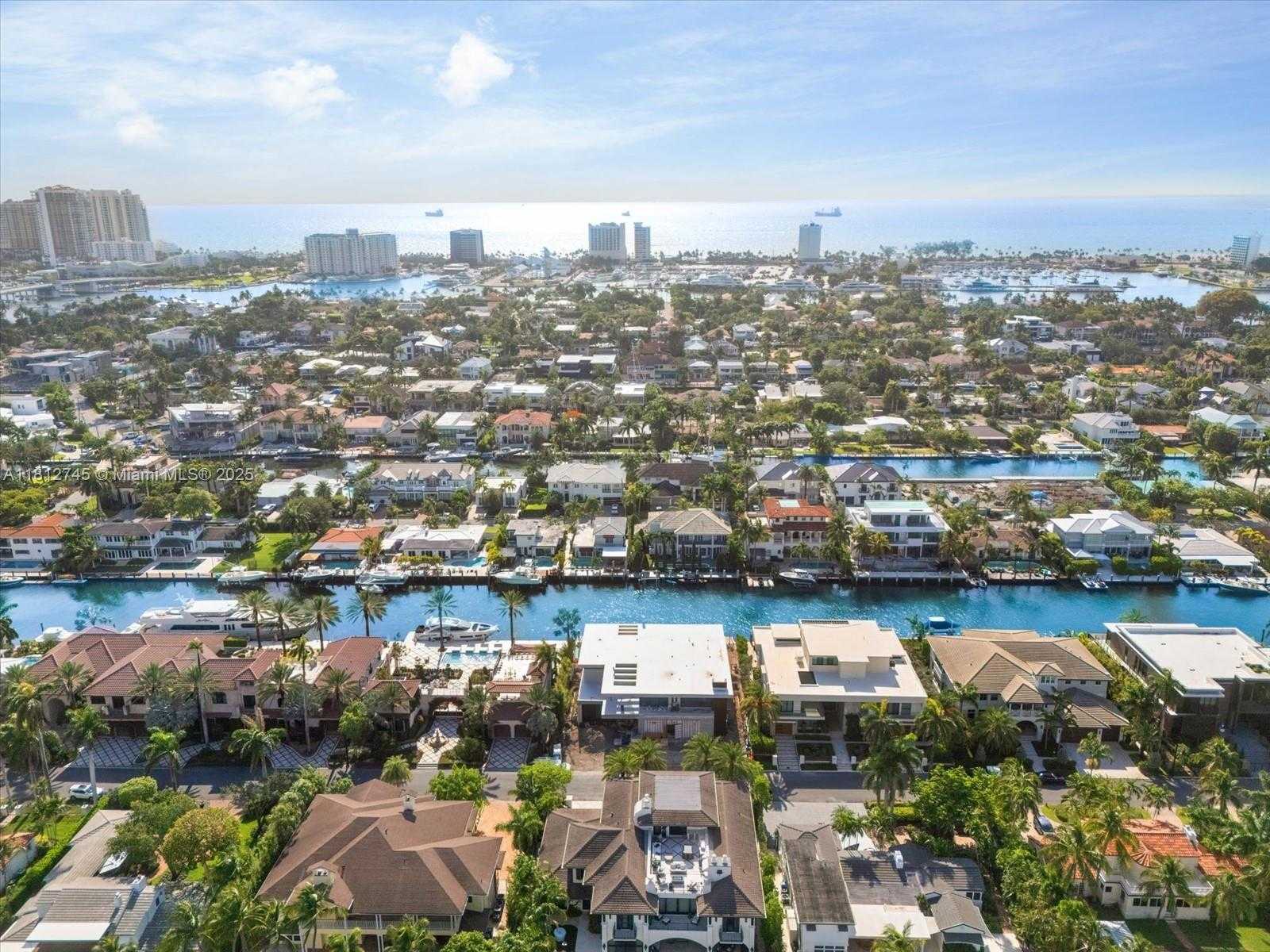 Small Image of 630 ISLE OF PALMS DR, Fort Lauderdale Number 9