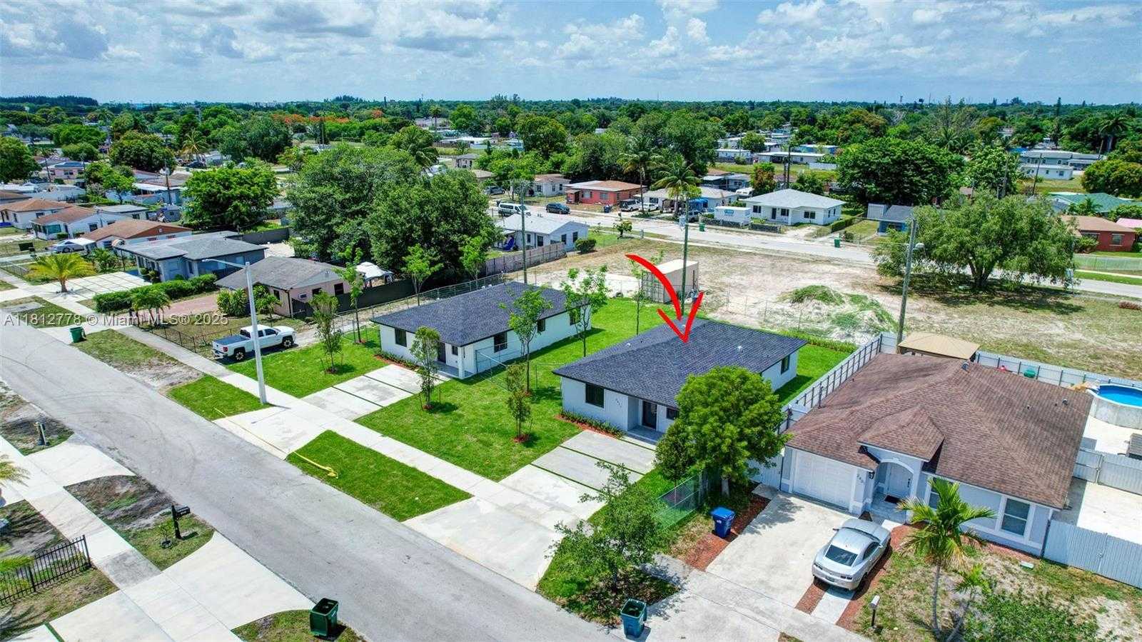 Small Image of 2411 NORTH WEST 153 ST, Miami Gardens Number 16