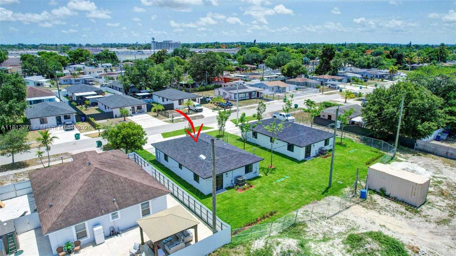 Small Image of 2411 NORTH WEST 153 ST, Miami Gardens Number 17