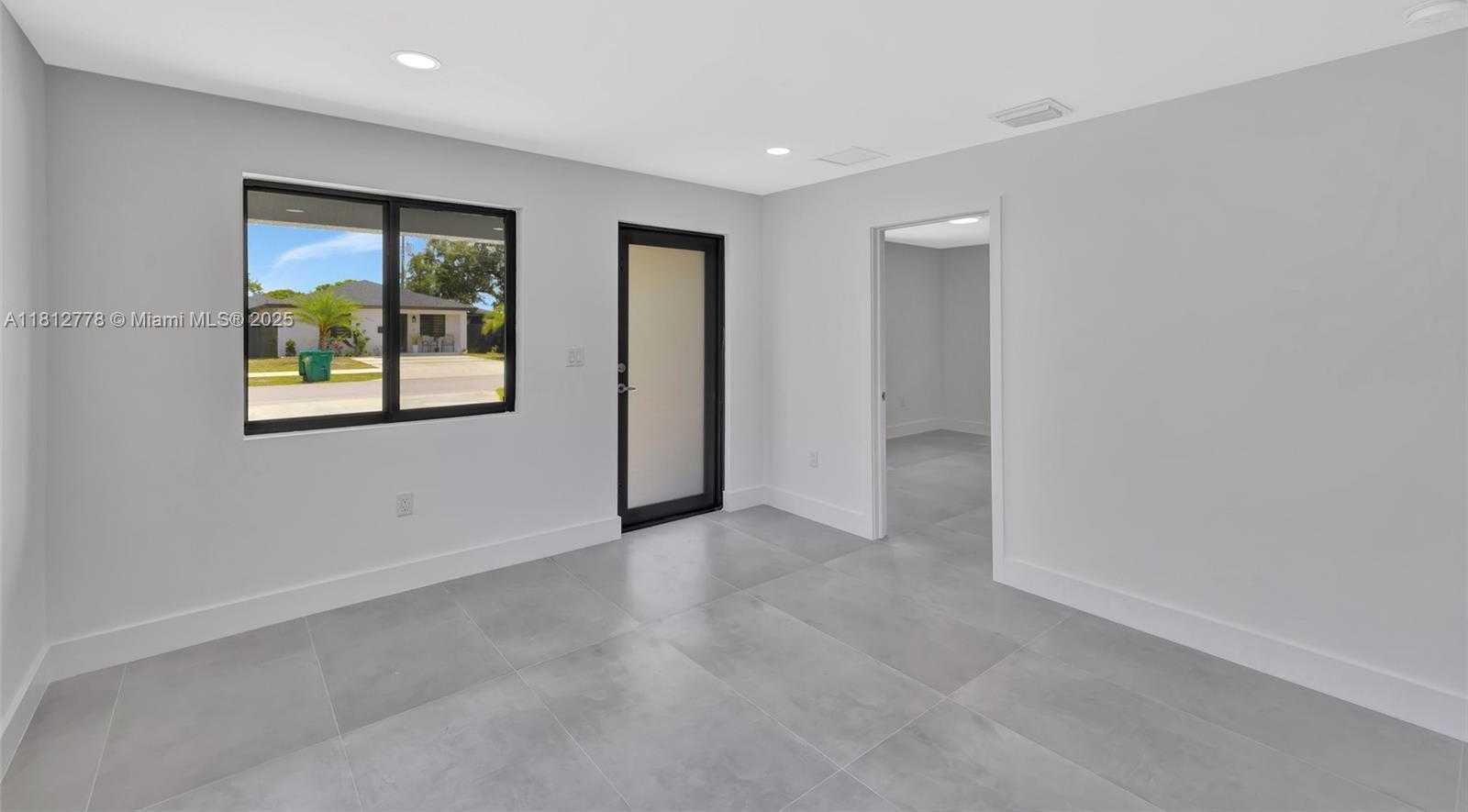 Small Image of 2411 NORTH WEST 153 ST, Miami Gardens Number 25