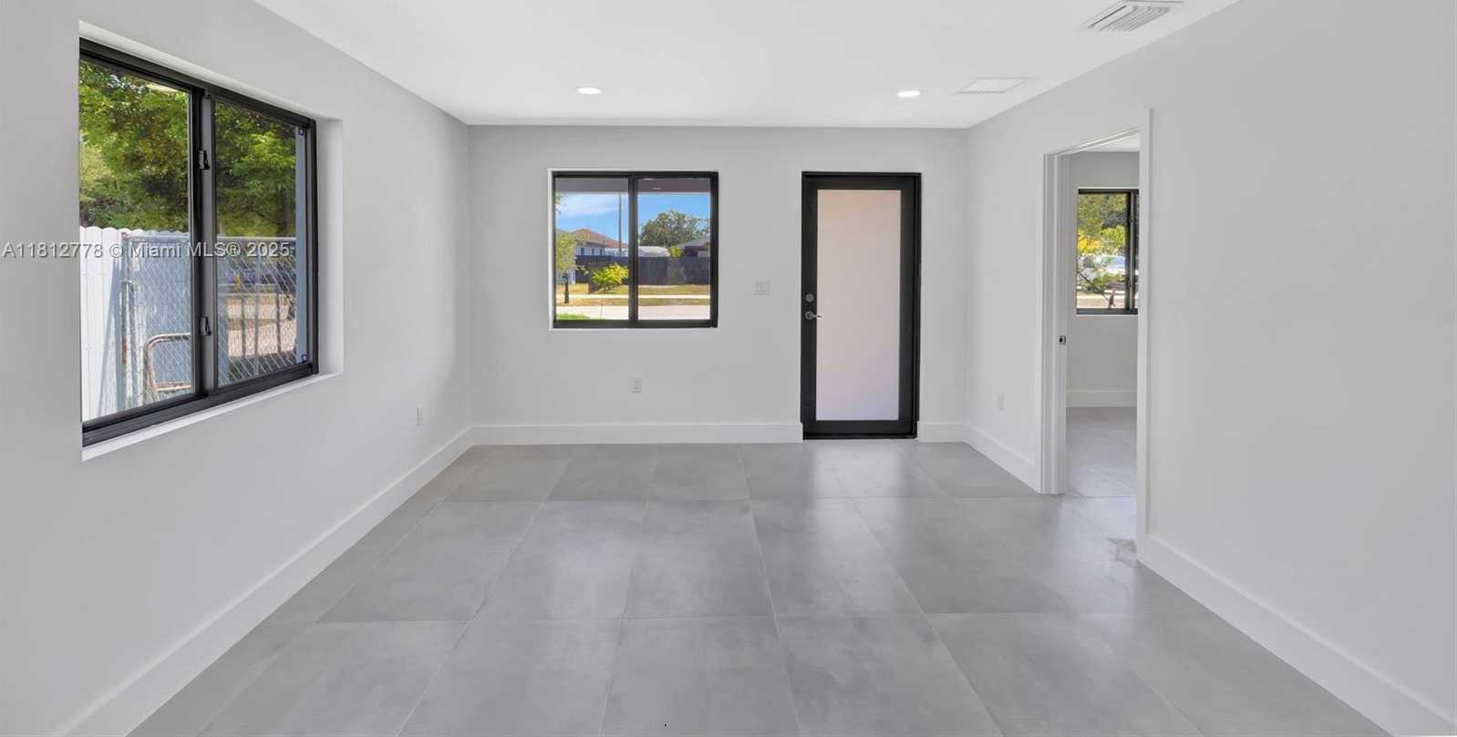 Small Image of 2411 NORTH WEST 153 ST, Miami Gardens Number 26