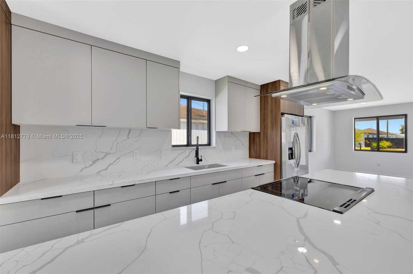 Small Image of 2411 NORTH WEST 153 ST, Miami Gardens Number 29
