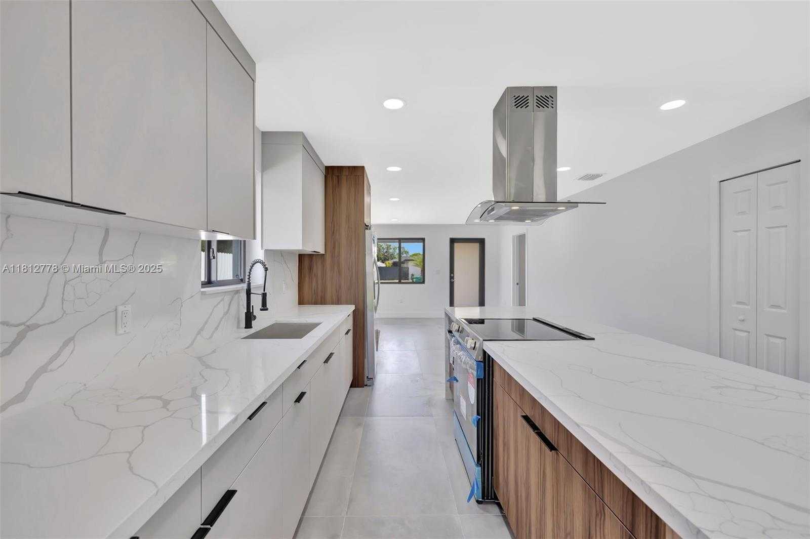 Small Image of 2411 NORTH WEST 153 ST, Miami Gardens Number 31