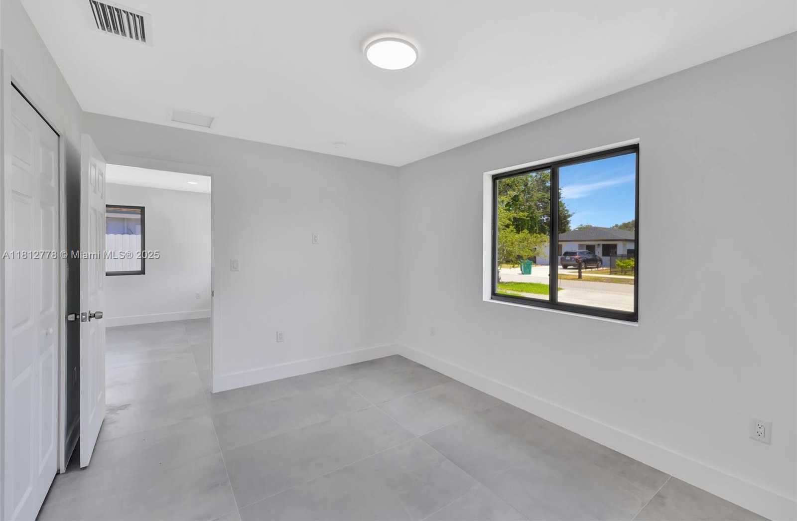 Small Image of 2411 NORTH WEST 153 ST, Miami Gardens Number 49