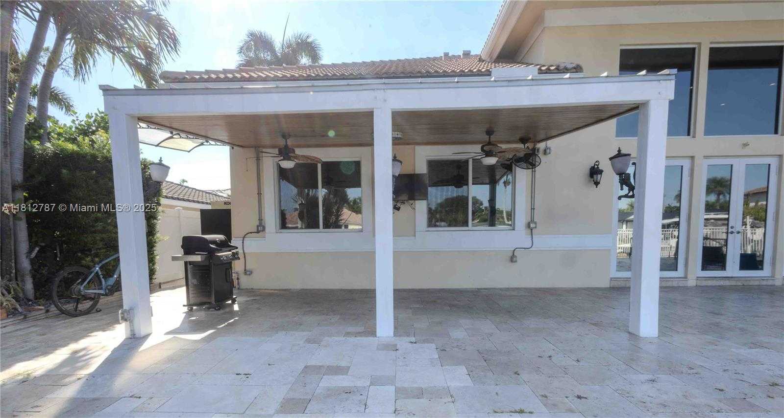 Small Image of 4241 NORTH EAST 23 TERRACE, Lighthouse Point Number 16