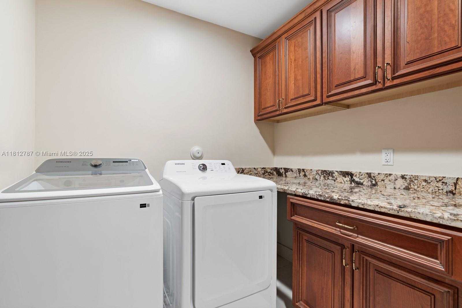 Small Image of 4241 NORTH EAST 23 TERRACE, Lighthouse Point Number 54