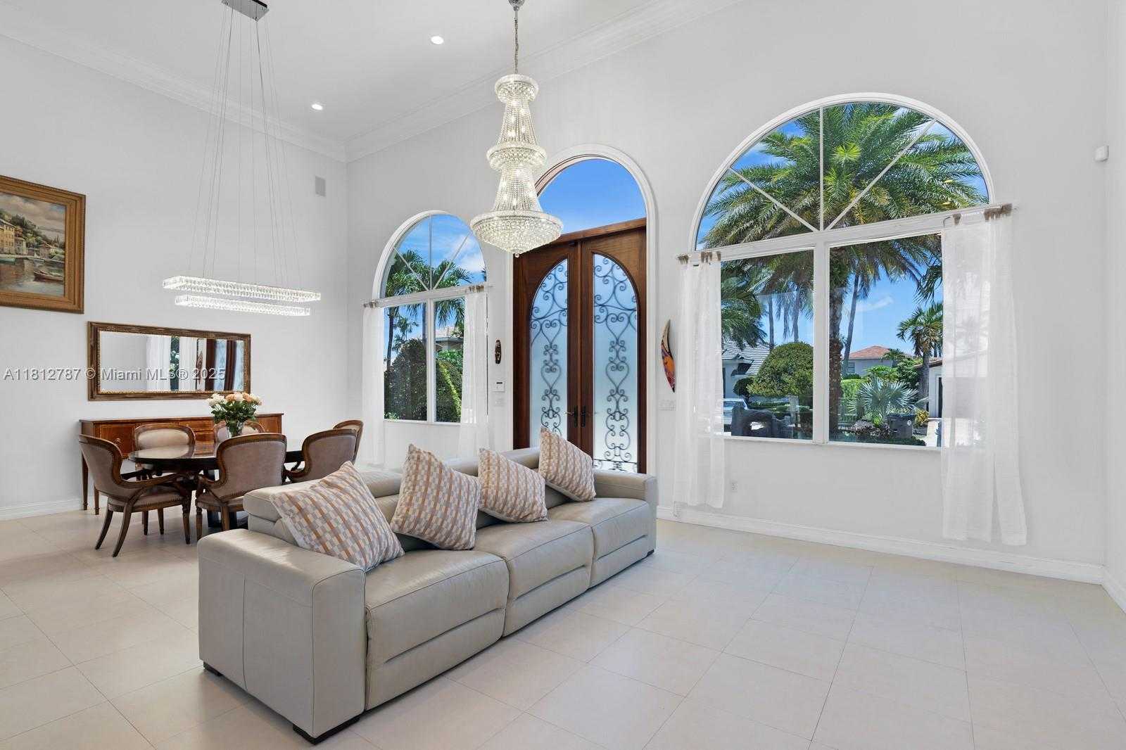 Small Image of 4241 NORTH EAST 23 TERRACE, Lighthouse Point Number 6