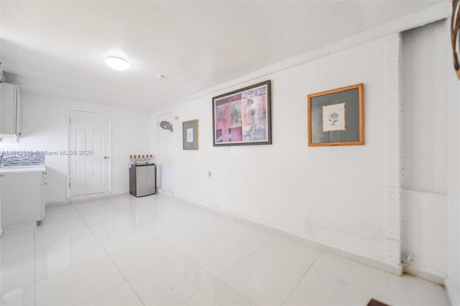 Small Image of 421 SOUTH 61ST TER, Hollywood Number 26