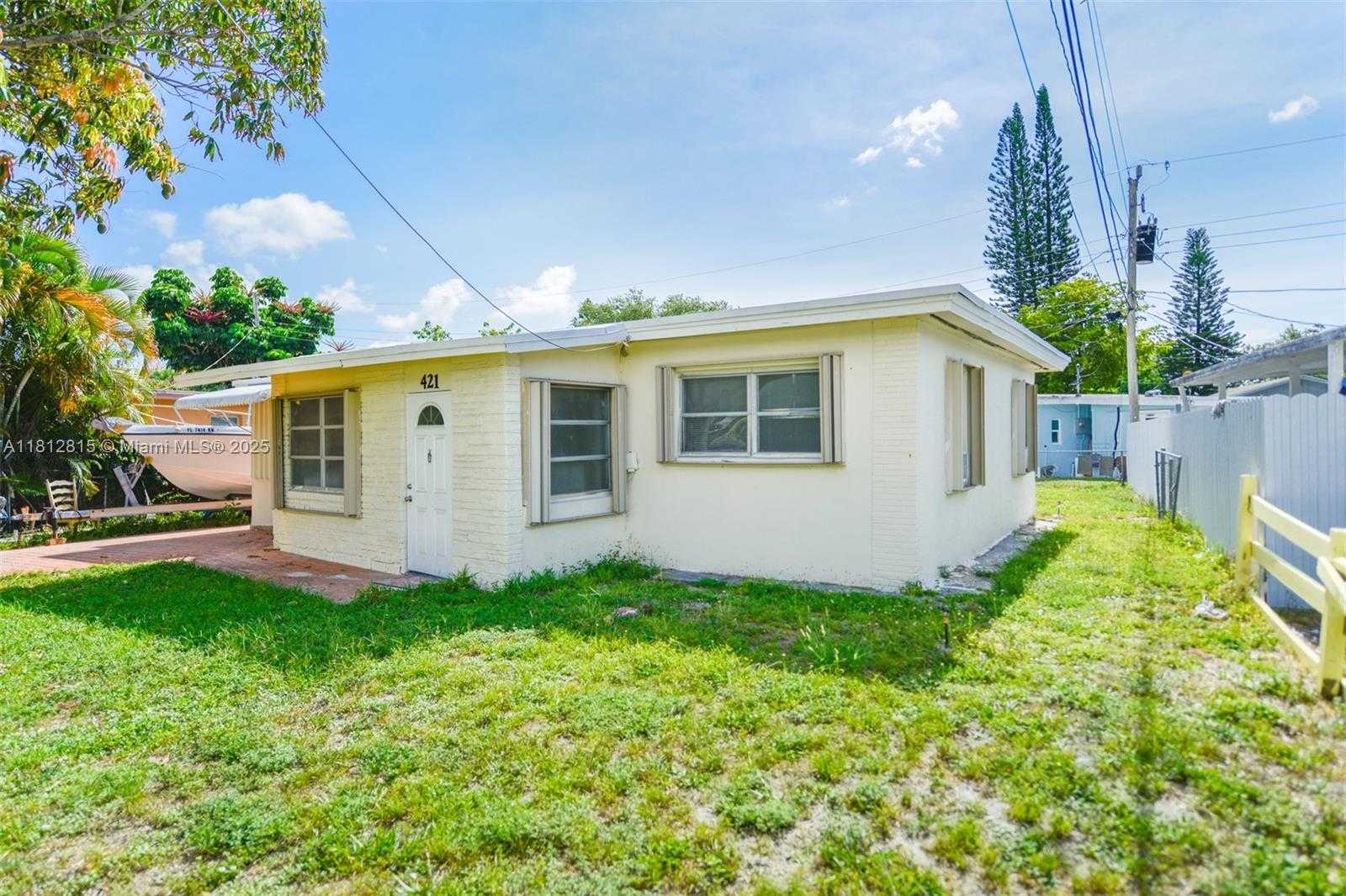 Small Image of 421 SOUTH 61ST TER, Hollywood Number 3