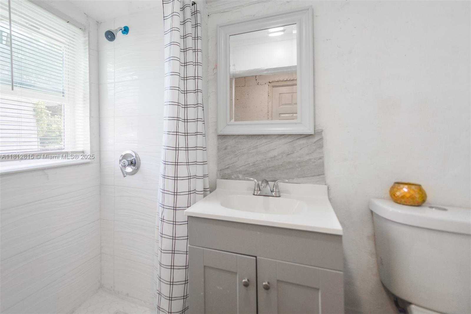 Small Image of 421 SOUTH 61ST TER, Hollywood Number 30