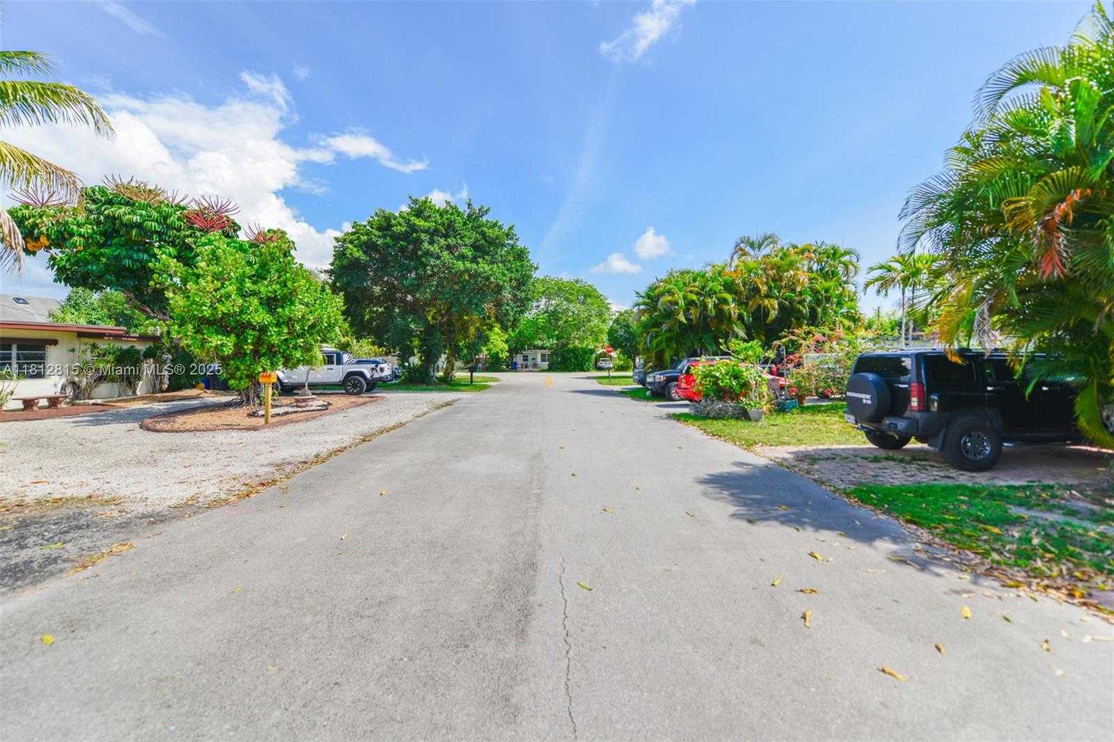 Small Image of 421 SOUTH 61ST TER, Hollywood Number 32