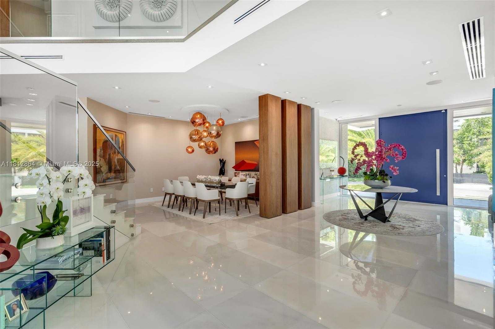 Small Image of 420 ISLAND DR, Key Biscayne Number 10