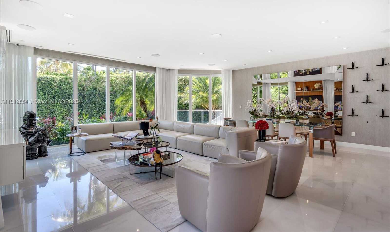 Small Image of 420 ISLAND DR, Key Biscayne Number 19