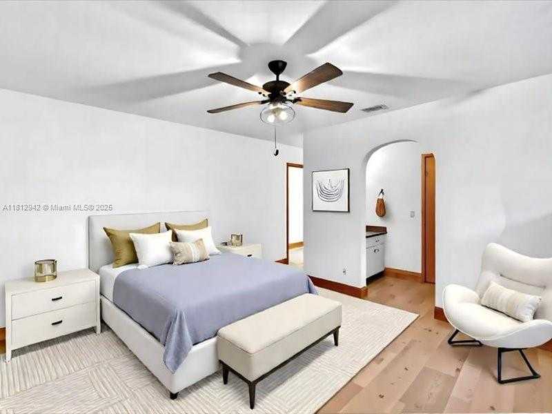 Small Image of 1300 SOUTH WEST 32ND ST, Fort Lauderdale Number 13
