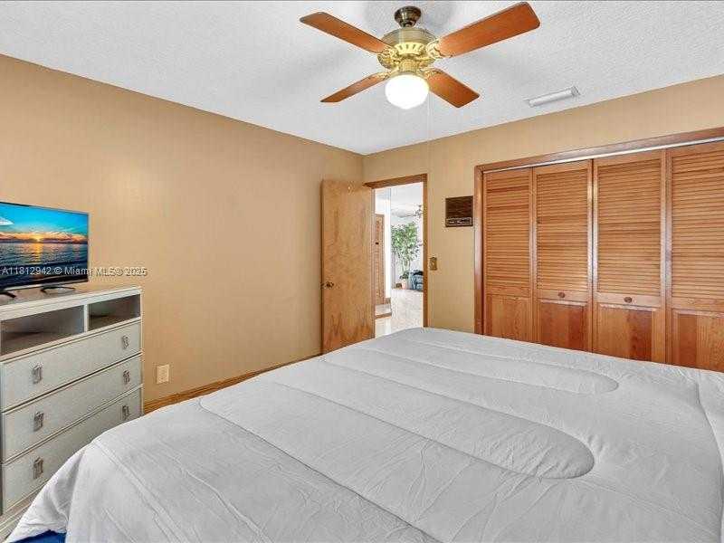 Small Image of 1300 SOUTH WEST 32ND ST, Fort Lauderdale Number 18