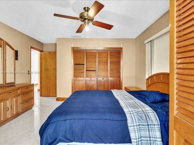 Small Image of 1300 SOUTH WEST 32ND ST, Fort Lauderdale Number 21